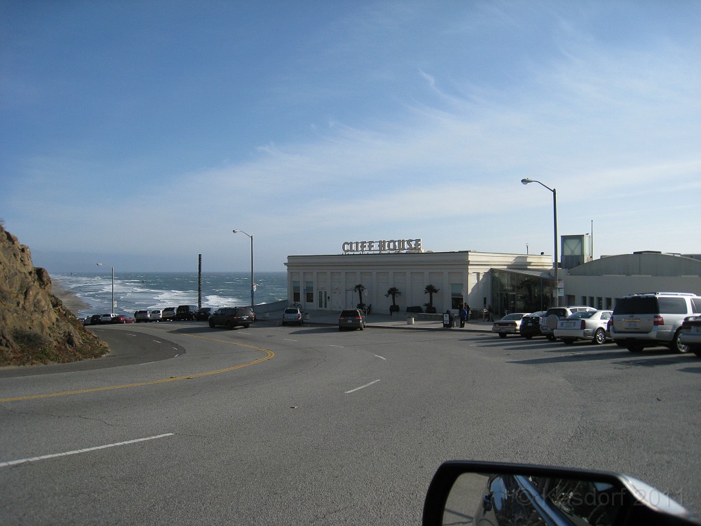2011 Bay 2 Breakers Friday 1100.JPG - I was able to participate in the 100th annual running of the Bay to Breakers 12K race in San Francisco California. A weekend for sightseeing and racing.